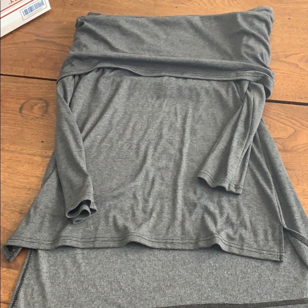 Gray off the shoulder cotton shirt